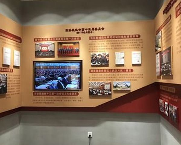 展板设计赋能团队建设：将企业愿景与奋斗精神可视化，凝聚员工向心力